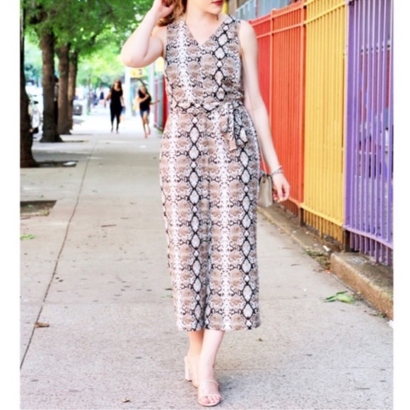 Nicole Miller snake print jumpsuit sz 10 - Picture 1 of 10